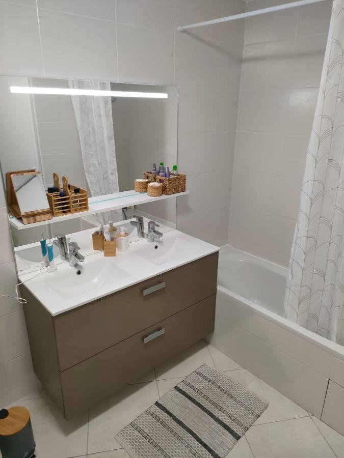 לה רושל Appartement Aux Minimes מראה חיצוני תמונה